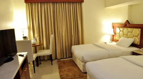 Saffron Hotel Rooms Photos