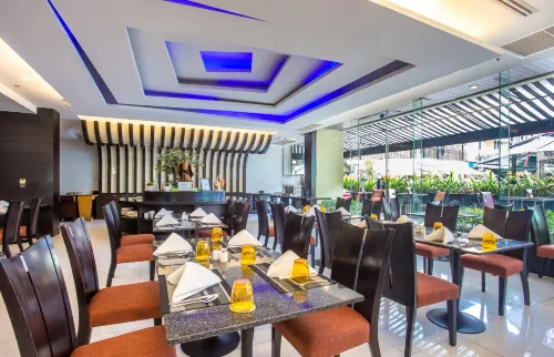 Nouvo City Hotel Restauration Photos