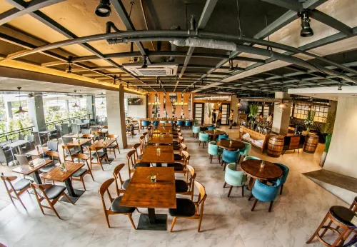 Big Hotel Restauration Photos
