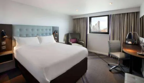 Premier Inn London Lewisham Rooms Photos