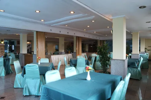Hotel Permata Alam Makanan Photos