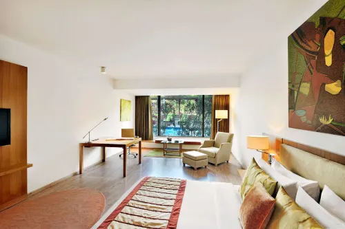 Radisson Blu Plaza Hotel Hyderabad Banjara Hills Rooms Photos