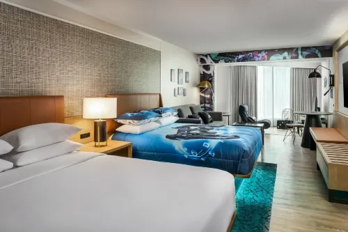 Sheraton Gateway Hotel in Toronto International Airport Phòng Photos