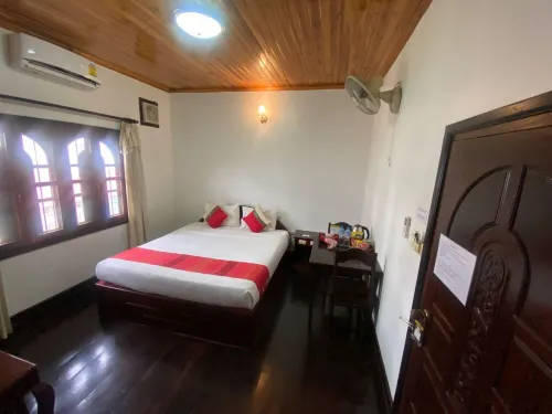 Vangsavath Hotel Kamar Photos