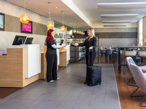 Ibis Karlsruhe Hauptbahnhof Public Areas Photos