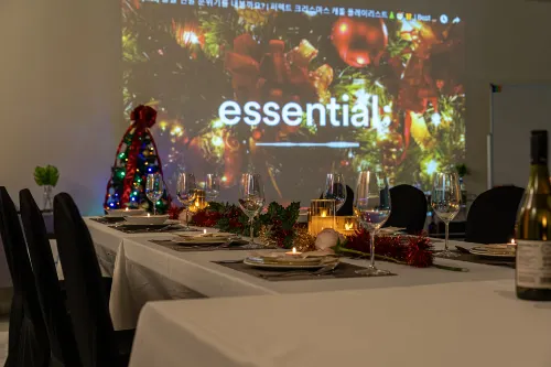 Hotel KNOX Dining Photos