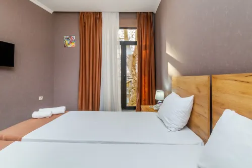 Hotel Marlyn Zimmer Photos