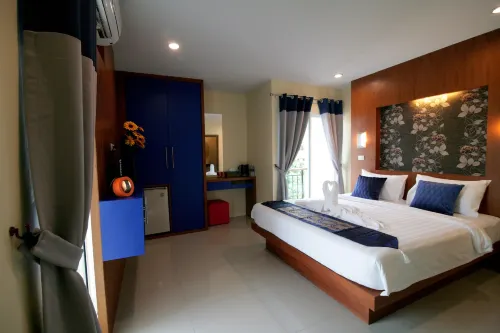 Calypso Patong Hotel Zimmer Photos