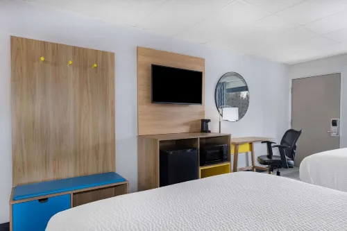 Days Inn by Wyndham Fredericksburg North Rooms Photos