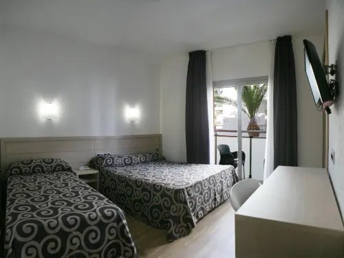 Tossa Beach Center Camere Photos