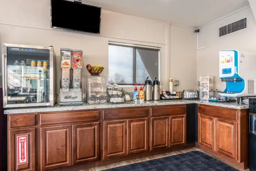 Americas Best Value Inn and Suites Flagstaff Dining Photos