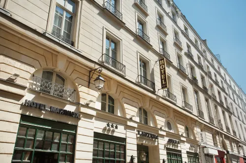 Hotel Lautrec Opera Featured Photos