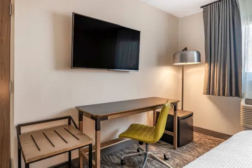 Fairfield Inn & Suites Providence Airport Warwick Photos