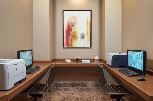 DoubleTree by Hilton Irvine Spectrum Photos