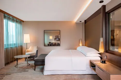 Sheraton Grand Tbilisi Metechi Palace Kamar Photos