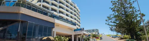 Bayview Tower Exterior Photos