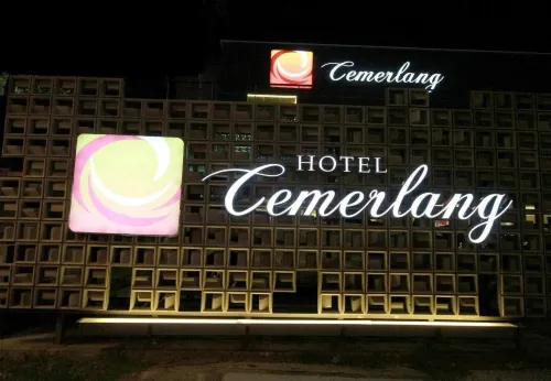 Hotel Cemerlang Bandung Dekat Hotel Photos