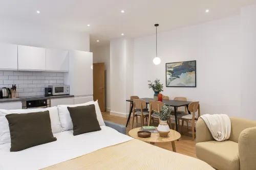 Cove Minshull Street Featured Photos