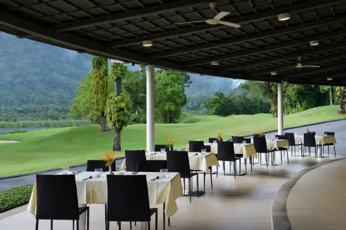 Tinidee Golf Resort at Phuket Dining Photos