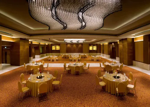 The Lalit New Delhi Restauration Photos