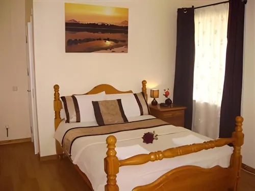 Stansted Airport Lodge Zimmer Photos