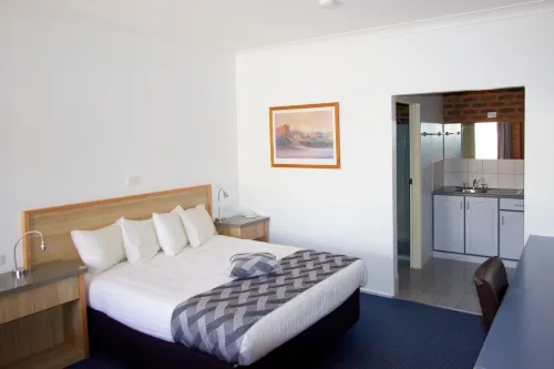 Albury Paddlesteamer Motel Rooms Photos