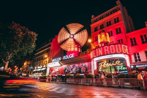 Le Village Montmartre by Hiphophostels À proximité de l'hôtel Photos