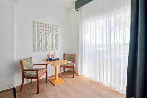 Palm Tree Club Miami Hotel Rooms Photos