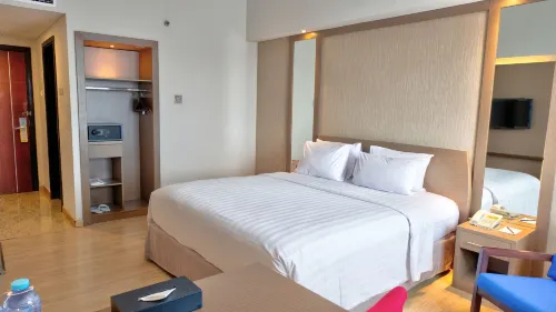 Claro Makassar Rooms Photos