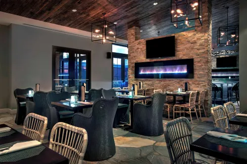 Courtyard Philadelphia Lansdale Dining Photos