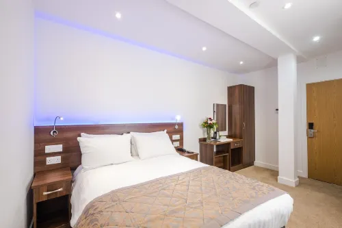 Signature London Rooms Photos