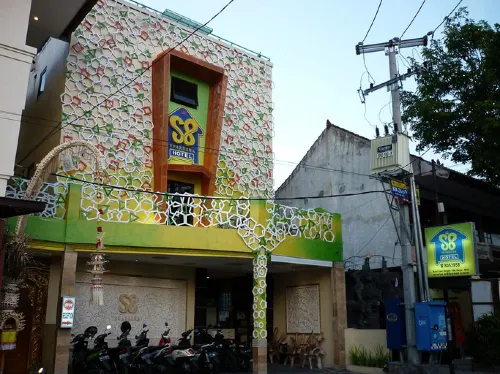 Suardana Inn's من الخارج Photos