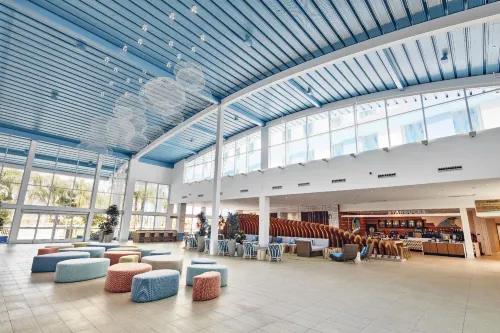 Universal’s Endless Summer Resort – Surfside Inn and Suites Public Areas Photos
