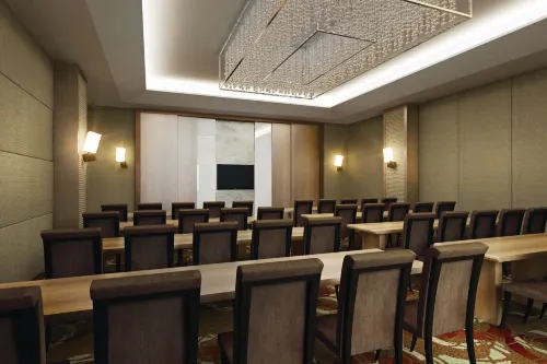 Sheraton Manila Hotel at Newport World Resorts Business Facilities Photos