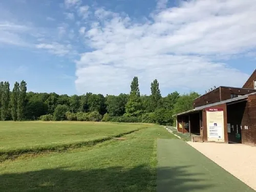 Domaine de la Foret D’Orient Hotel Restaurant Spa & Golf Near Hotel Photos