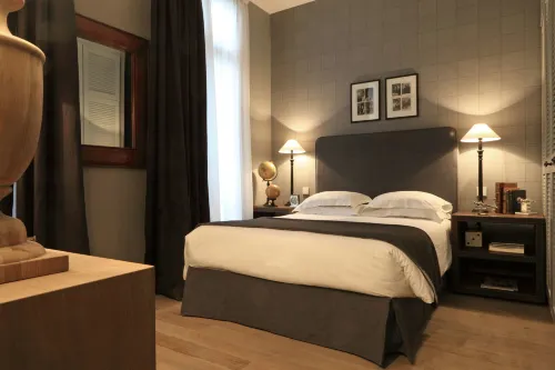 New Hotel Roblin Photos