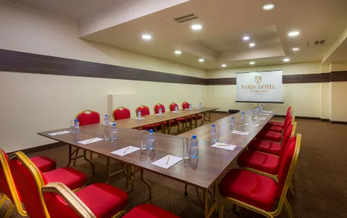 Paris Hotel Yerevan مرافق الأعمال Photos