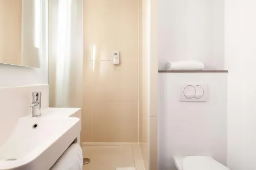 B&B HOTEL Paris Saint-Denis Pleyel Photos