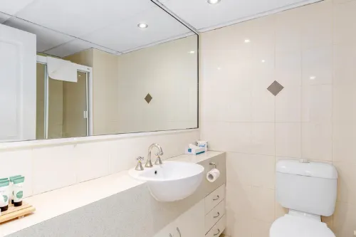Bayview Tower Photos