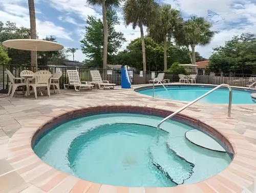 Days Inn by Wyndham Sarasota I-75 Loisirs et amusements Photos