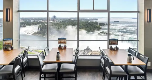 Tower Hotel at Fallsview Ristorazione Photos