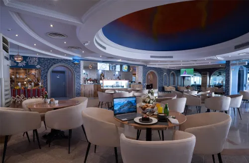 Marbella Resort Dining Photos