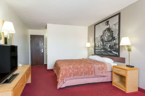 Super 8 by Wyndham Grand Junction Colorado Rooms Photos