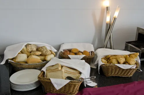 VIP Executive Santa Iria Hotel Dining Photos