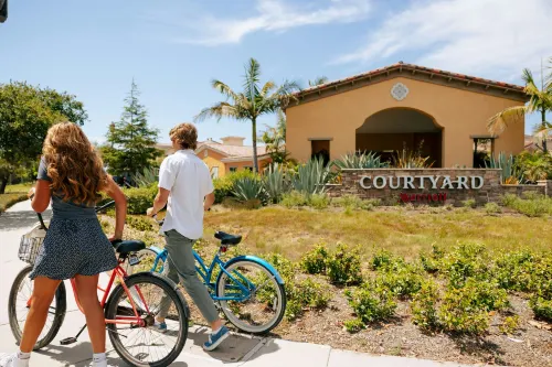 Courtyard Santa Barbara Goleta Allmänna utrymmen Photos