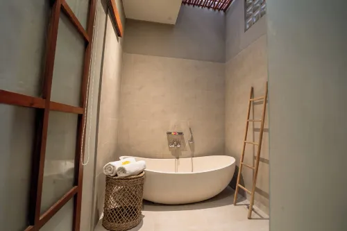 Damarya Villa Kamar Photos