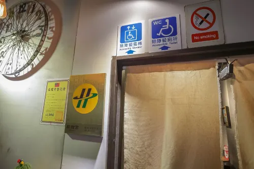 Dongmen 3 Capsule Inn Public Areas Photos