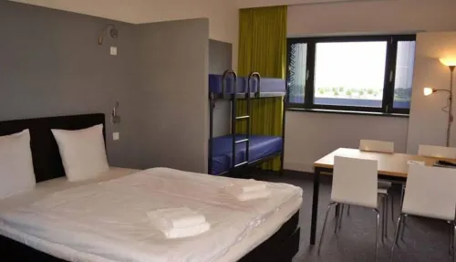 Fletcher Wellness-Hotel Helmond Zimmer Photos