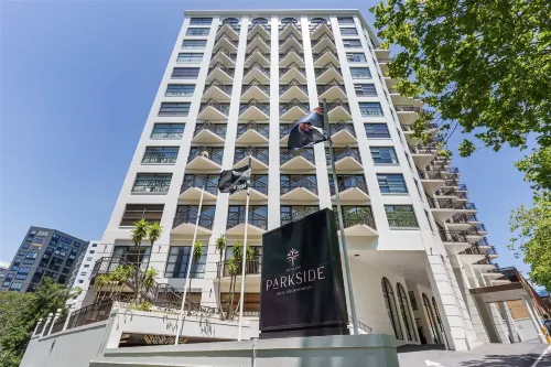 Parkside Hotel & Apartments Featured Photos