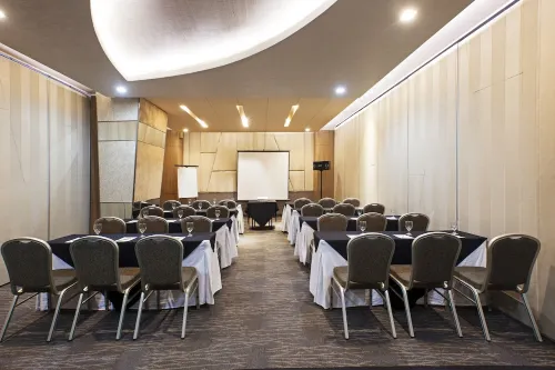 One Pacific Place Serviced Residences Espaces Affaires Photos